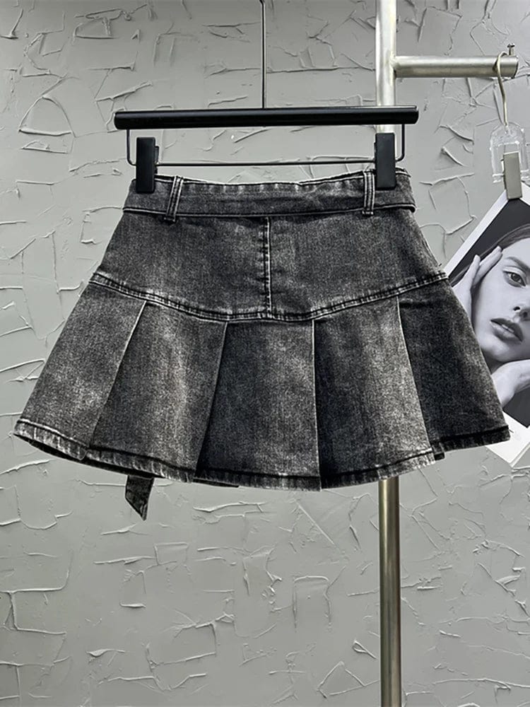 ExploreAllFinds - Vintage Denim Skirt - ExploreAllFinds